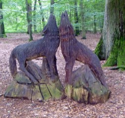 Holzfigur